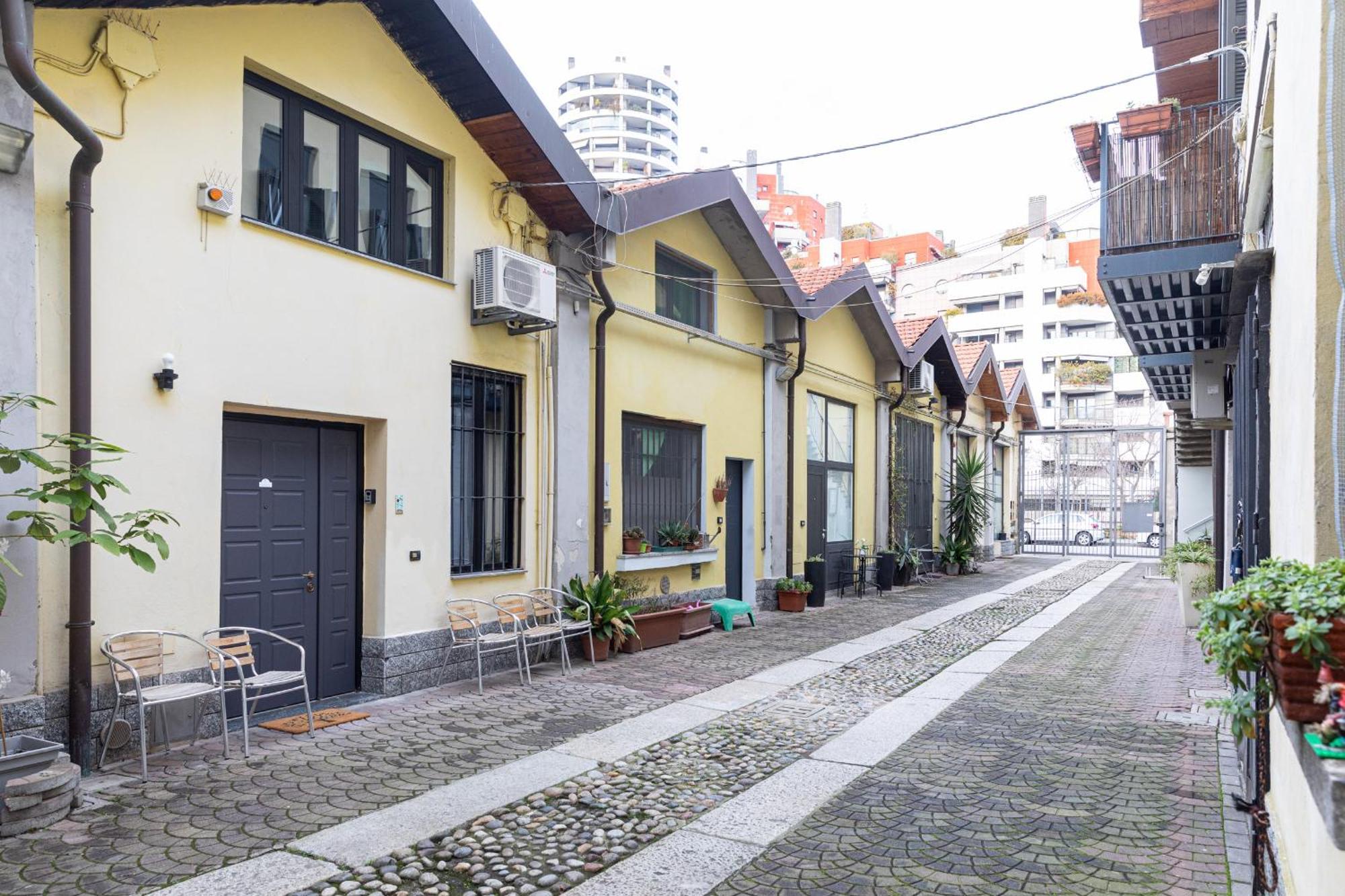Fondazione Prada Exclusive Loft - Top Collection Milan Exterior photo